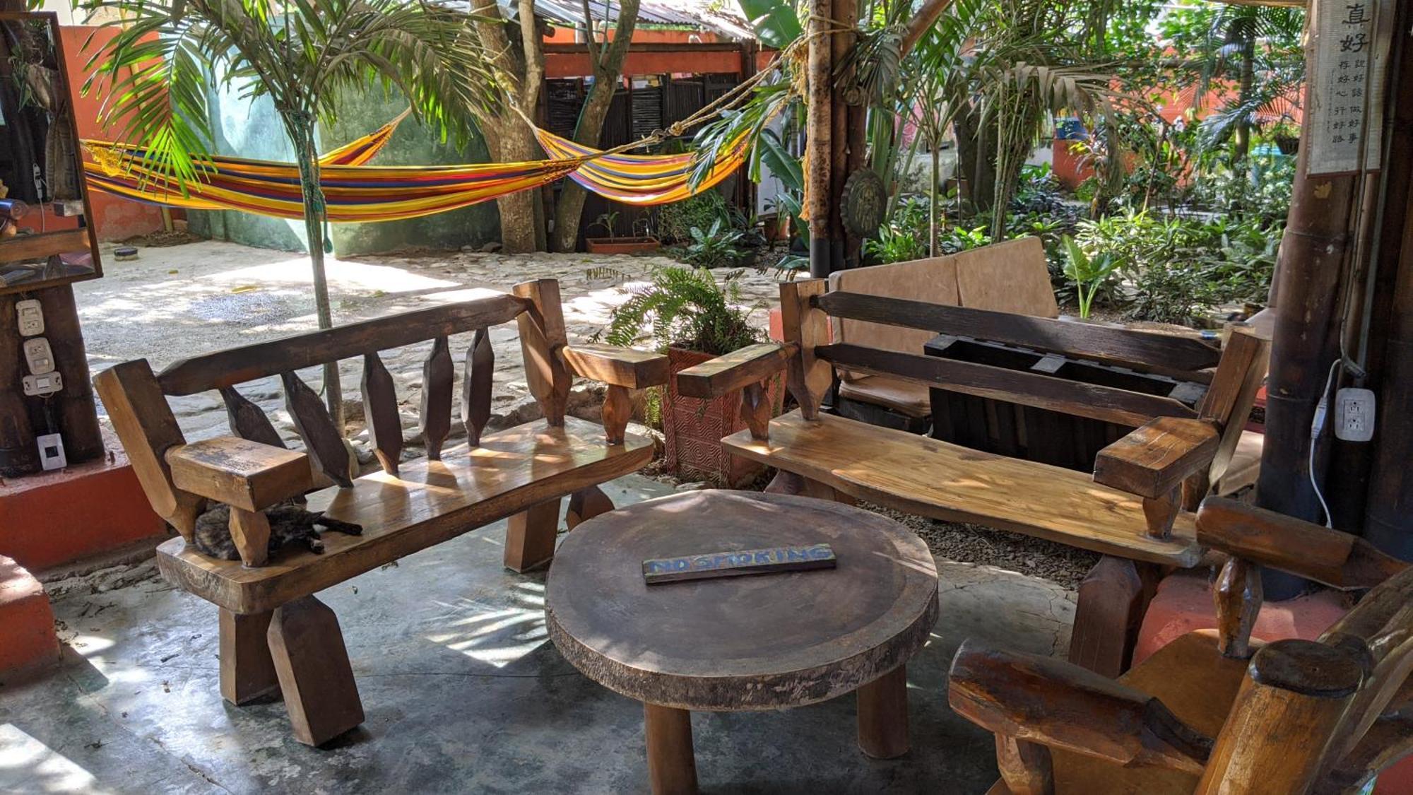 La Natura Hostel & Pool ปาโลมิโน ภายนอก รูปภาพ
